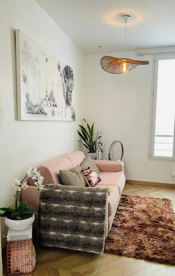 Le Nid Douillet De Patricia Apartment Paris Ngoại thất bức ảnh